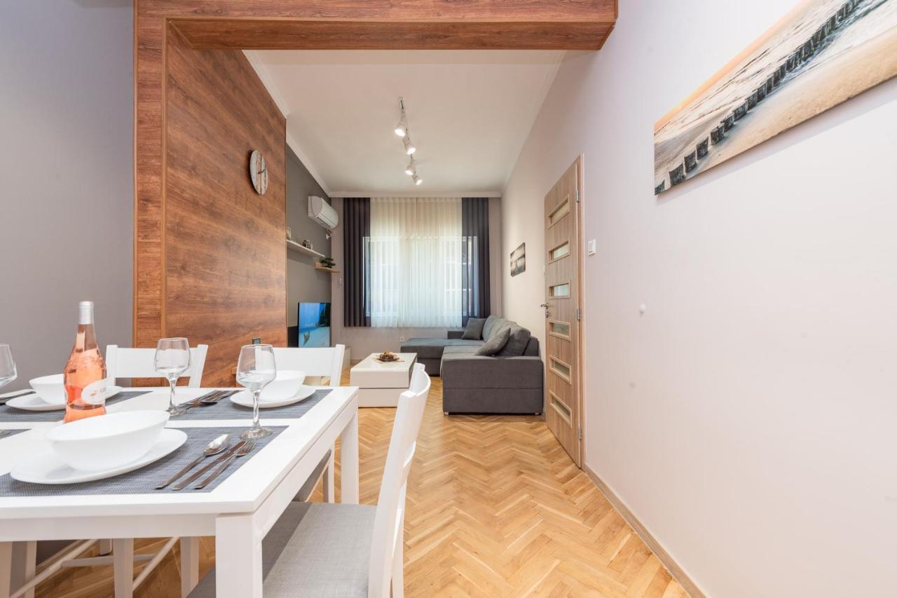 Downtown Apartment Burgas City Exterior foto